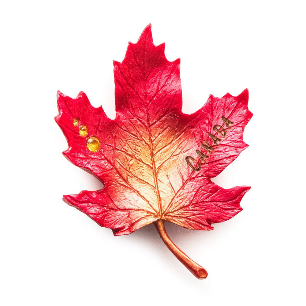MAGNET MAPLE LEAF RED WITH GOLD